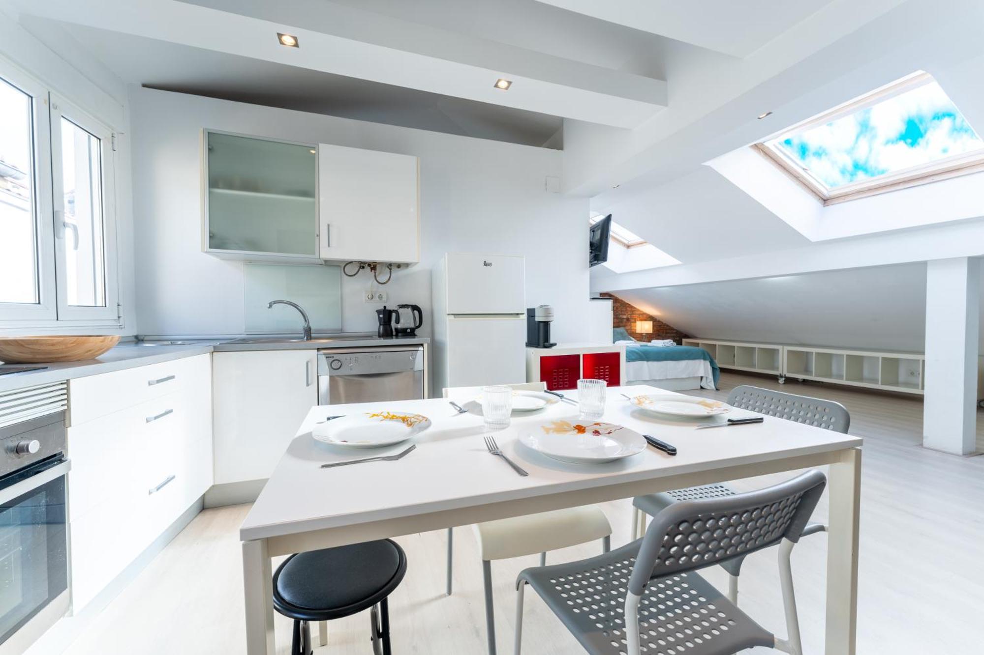 Loft En Calle Emblematica By Urbanhosting Сантандер Экстерьер фото